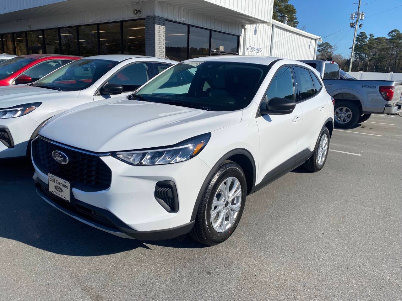 2026 Ford Escape Active 4dr SUV in Oxford White — front three-quarter view