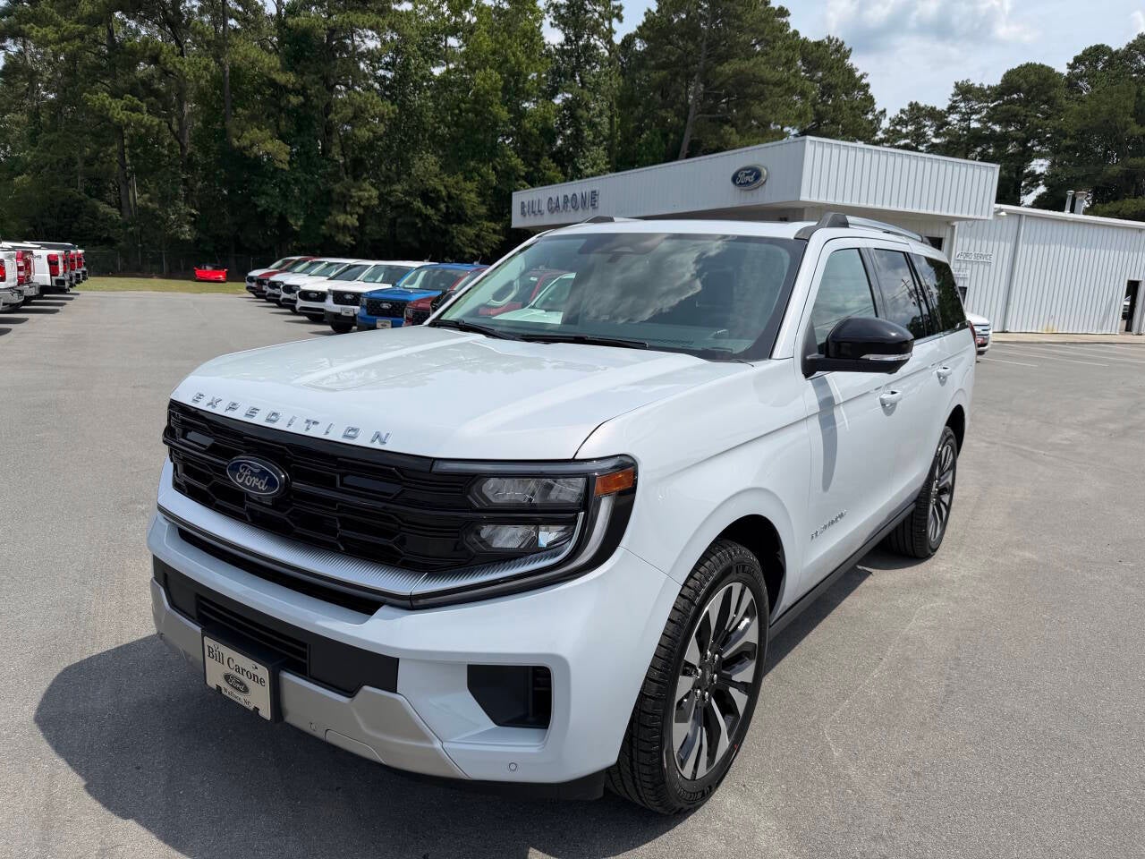 2026 Ford Expedition Platinum 4x4 4dr SUV in Space Silver — front three-quarter view
